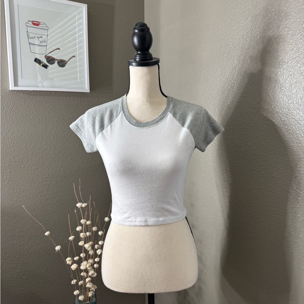 Hollister Gray and White Women's Baseball Baby tee